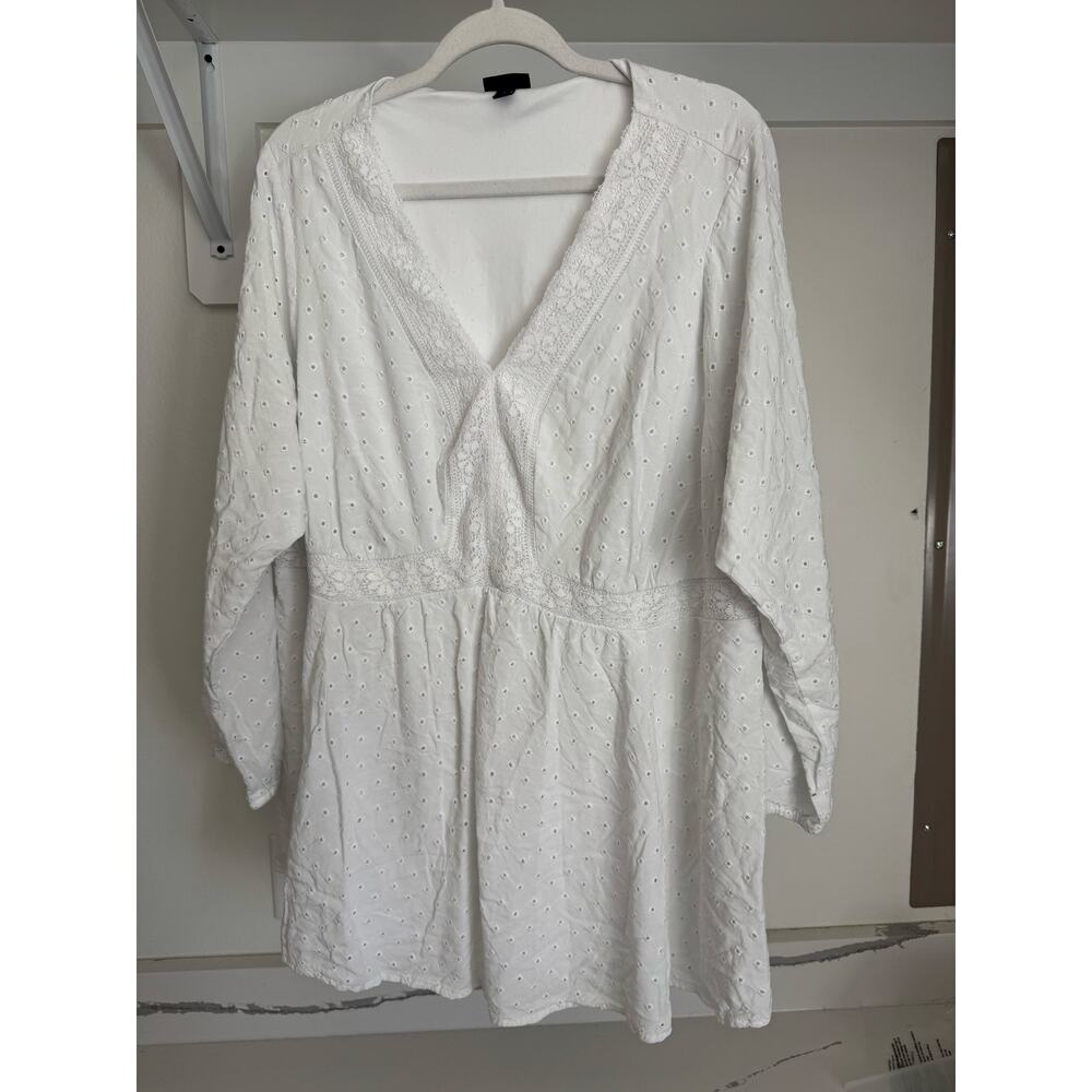 Torrid Women's Eyelet Embroidered Peasant Blouse Tunic-Length Size 3 (22/24) 3XL